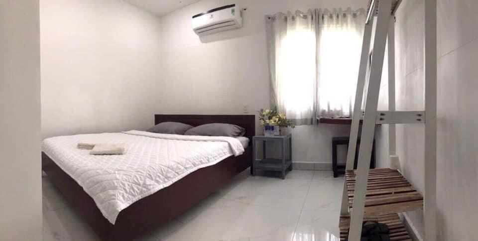 Nha Khach Ken Hotel Cà Mau Exterior foto