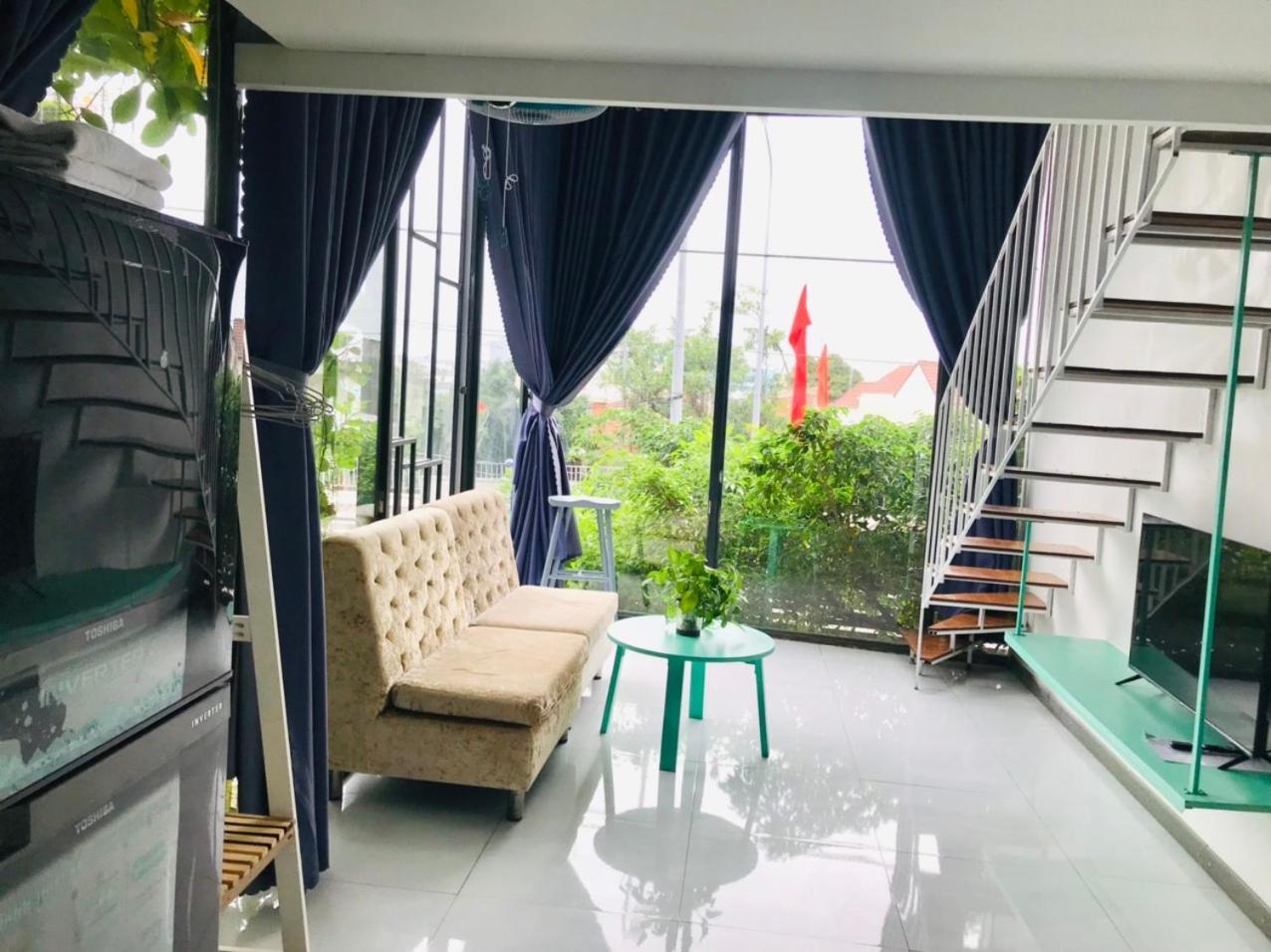 Nha Khach Ken Hotel Cà Mau Exterior foto