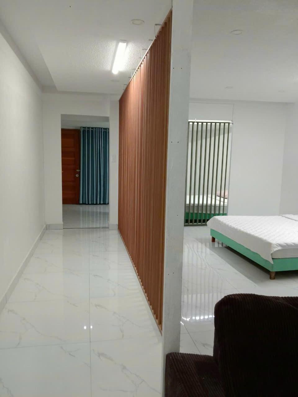 Nha Khach Ken Hotel Cà Mau Exterior foto